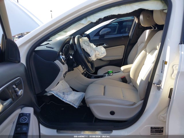 2019 MERCEDES-BENZ GLA 250 WDCTG4EB6KJ575687 Photo 4