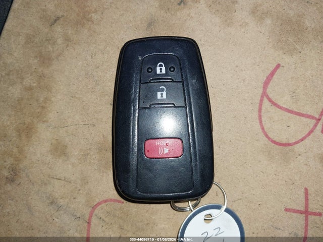 4T3RWRFV0NU071960 Toyota Rav4 Hybrid Xle