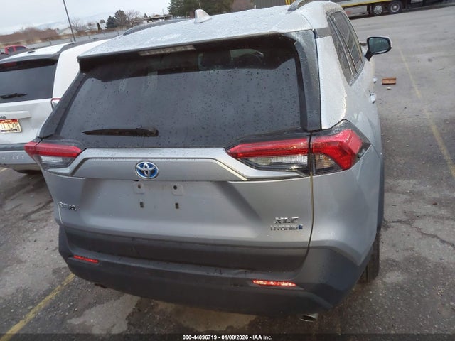 4T3RWRFV0NU071960 Toyota Rav4 Hybrid Xle