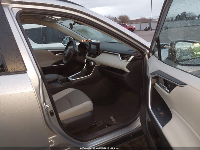 4T3RWRFV0NU071960 Toyota Rav4 Hybrid Xle