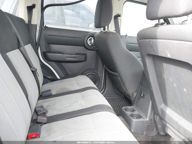 44096727 :رقم المزاد ، 1D8GU28K69W511034 vin ، 2009 Dodge Nitro Se مزاد بيع