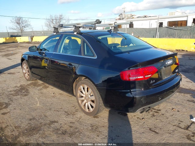 2011 AUDI A4 WAUFFAFLXBN056501 Photo 2