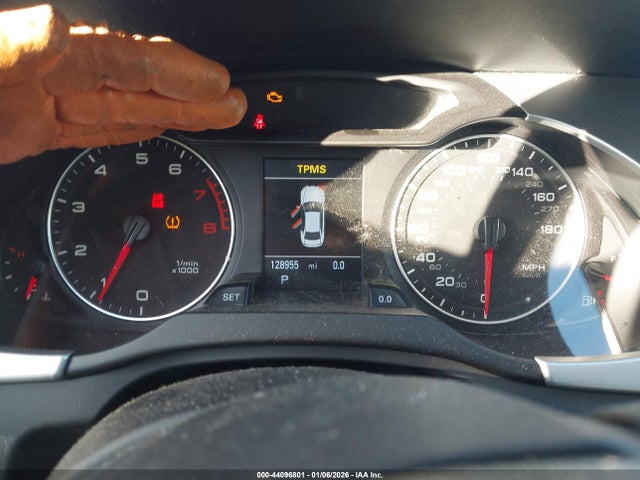 2011 AUDI A4 WAUFFAFLXBN056501 Photo 6