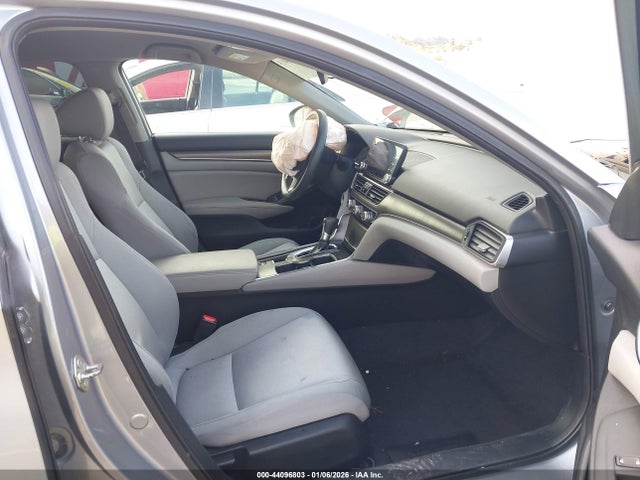 1HGCV1F13JA156793 Honda ACCORD LX