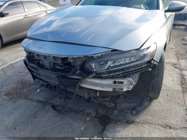 1HGCV1F13JA156793 Honda ACCORD LX