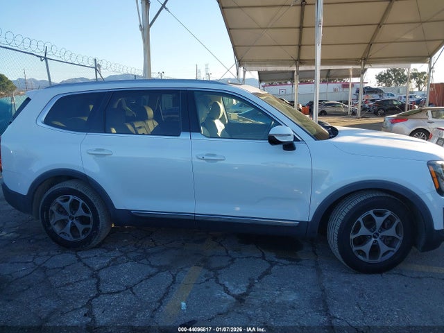 5XYP34HCXLG007922 KIA Telluride Ex