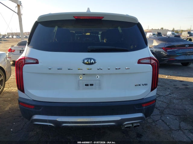 5XYP34HCXLG007922 KIA Telluride Ex