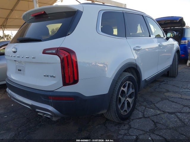 5XYP34HCXLG007922 KIA Telluride Ex