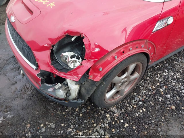 2010 MINI COOPER S CLUBMAN WMWMM3C51ATP75399 Photo 5