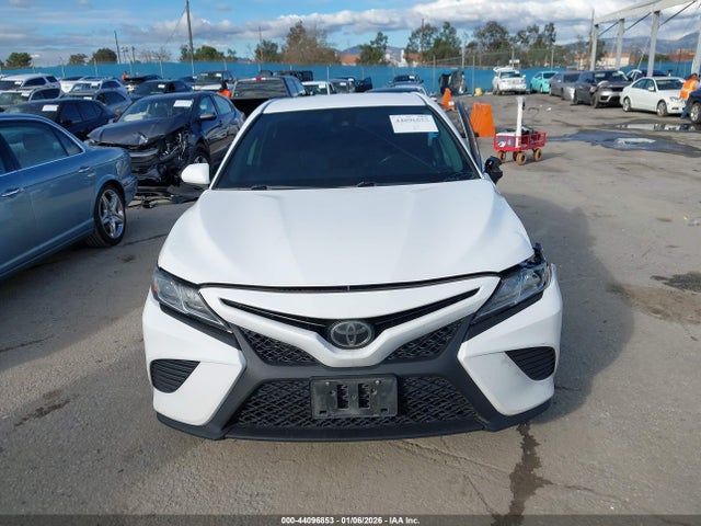 4T1B11HK2KU210253 Toyota CAMRY SE