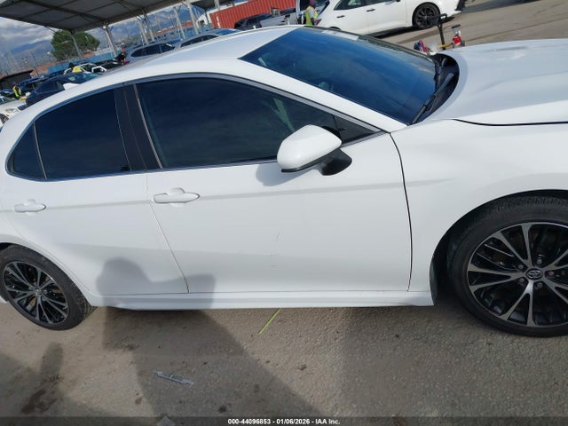 4T1B11HK2KU210253 Toyota CAMRY SE