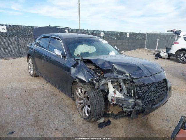 2018 CHRYSLER 300 2C3CCAAG2JH283461