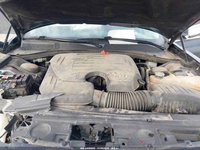 2018 CHRYSLER 300 2C3CCAAG2JH283461 Photo 9