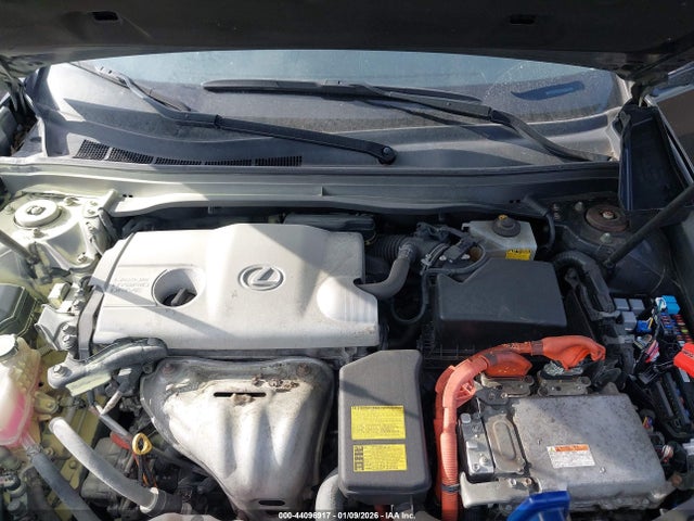 44096917 :رقم المزاد ، JTHBW1GG8E2044869 vin ، 2014 Lexus Es 300h مزاد بيع