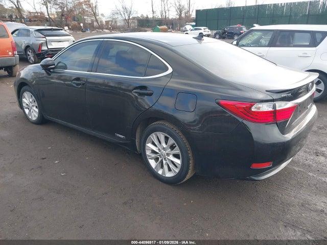 44096917 :رقم المزاد ، JTHBW1GG8E2044869 vin ، 2014 Lexus Es 300h مزاد بيع