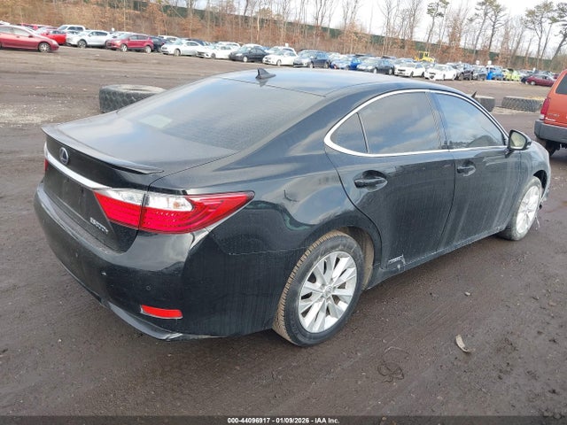 44096917 :رقم المزاد ، JTHBW1GG8E2044869 vin ، 2014 Lexus Es 300h مزاد بيع