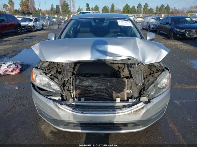 YV126MFJ1F2353840 Volvo S60 T5