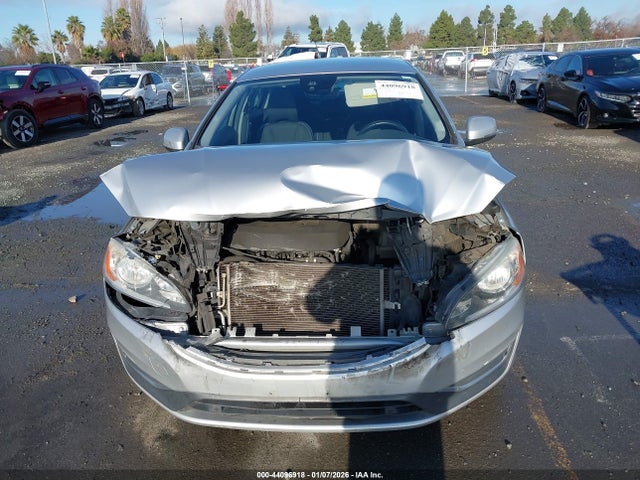 YV126MFJ1F2353840 Volvo S60 T5