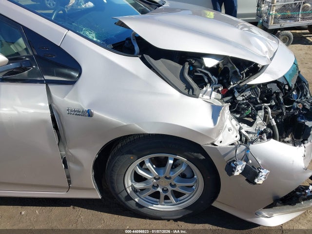 JTDKARFP3H3037908 Toyota Prius Prime Premium