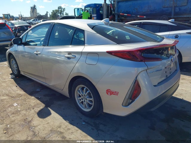 JTDKARFP3H3037908 Toyota Prius Prime Premium