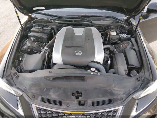 JTHC81D24K5037354 Lexus IS 300
