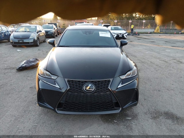JTHC81D24K5037354 Lexus IS 300