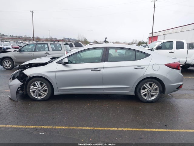 5NPD84LF1LH571795 Hyundai ELANTRA SEL