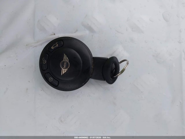 2012 MINI COOPER S WMWSV3C58CT385732 Photo 10