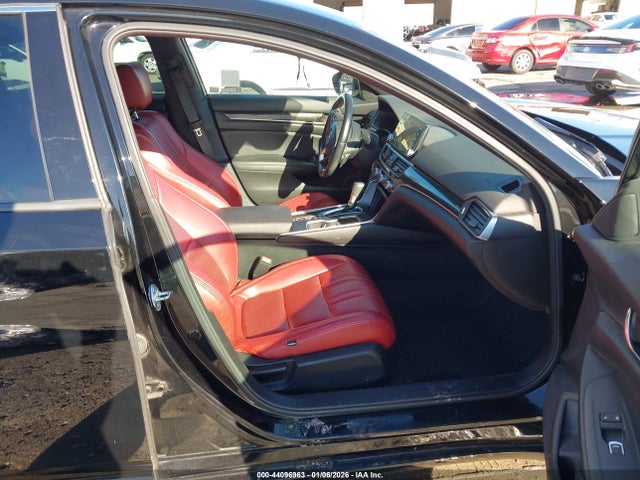 1HGCV1F33MA012067 Honda Accord Sport