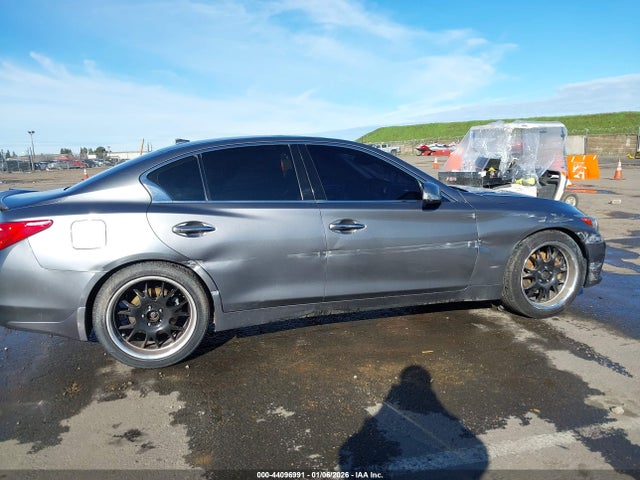 44096991 :رقم المزاد ، JN1EV7APXGM305622 vin ، 2016 Infiniti Q50 3.0t Premium مزاد بيع