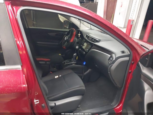 JN1BJ1CV8LW279883 Nissan Rogue Sport S Fwd Xtronic Cvt