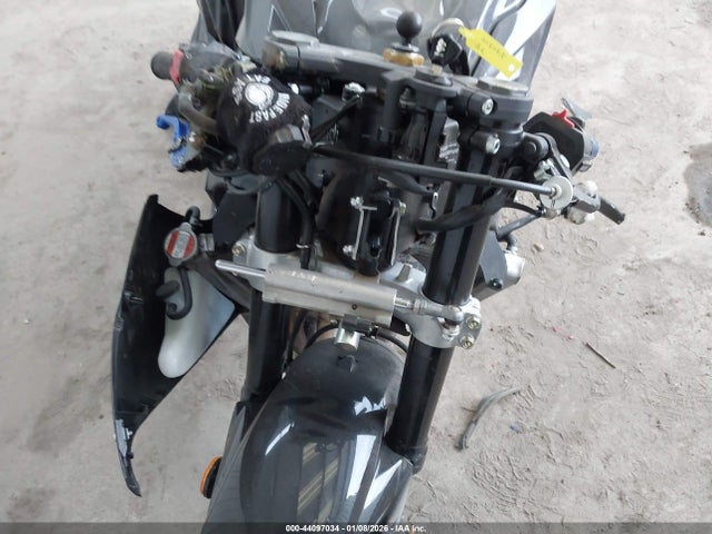 JS1GN7FA5S7101158 Suzuki GSX-R600