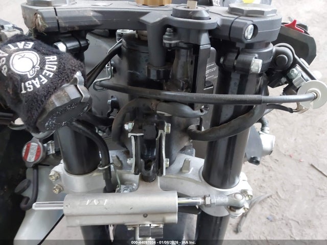 JS1GN7FA5S7101158 Suzuki GSX-R600