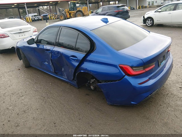 2021 BMW 3 SERIES 3MW5P7J09M8B61626 Photo 2