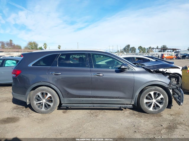 KIA Sorento 3.3l Ex 2018 5XYPH4A58JG395789 Image 14