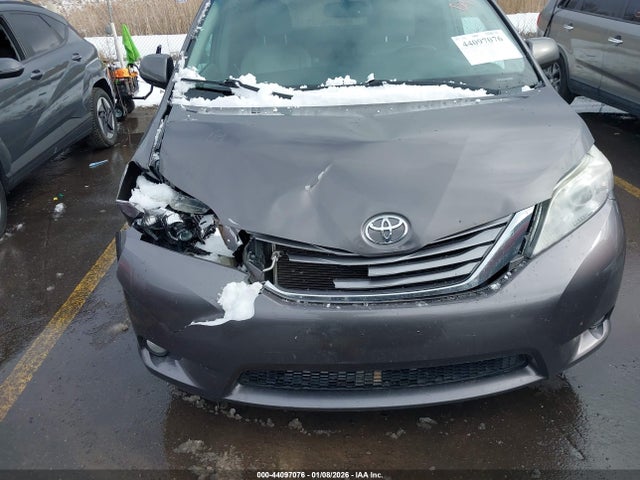 Toyota Sienna Xle 8 Passenger 2016 5TDYK3DC8GS693183 Image 6