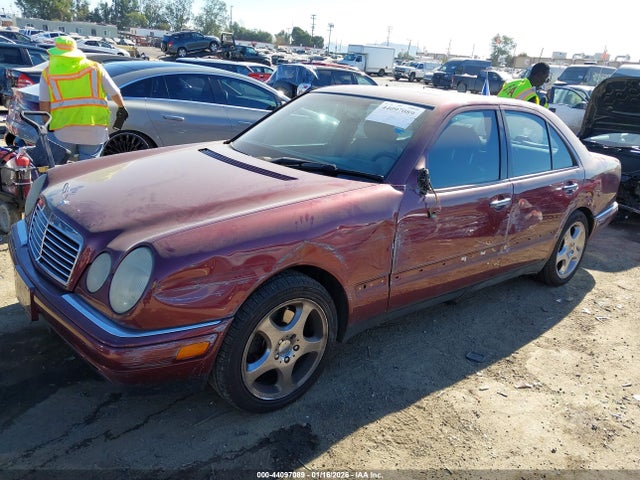 44097089 :رقم المزاد ، WDBJF55F8VA378435 vin ، 1997 Mercedes-benz E 320 مزاد بيع