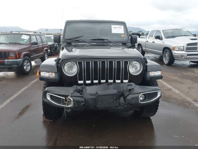 1C4HJXEG5KW527899 Jeep Wrangler Unlimited Sahara 4x4