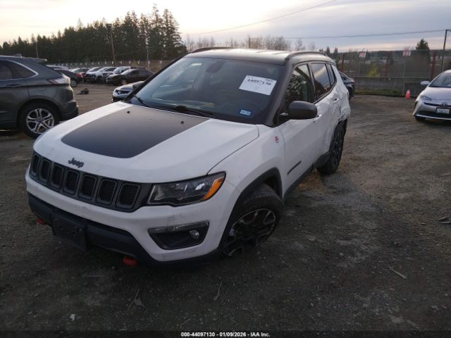 2019 JEEP COMPASS 3C4NJDDB8KT722084 Photo 1