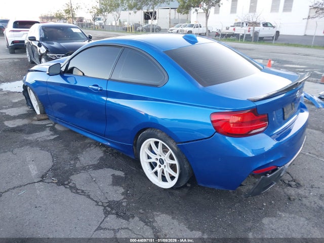 WBA2G1C30HV639233 BMW M240i