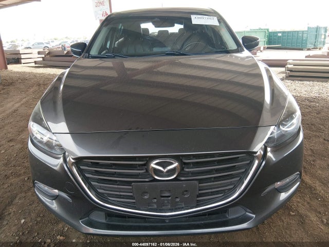 3MZBN1L35JM274361 Mazda Mazda3 Touring
