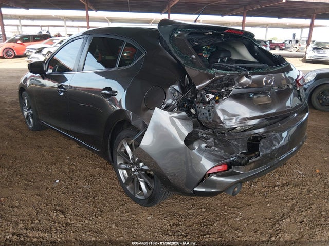 3MZBN1L35JM274361 Mazda Mazda3 Touring