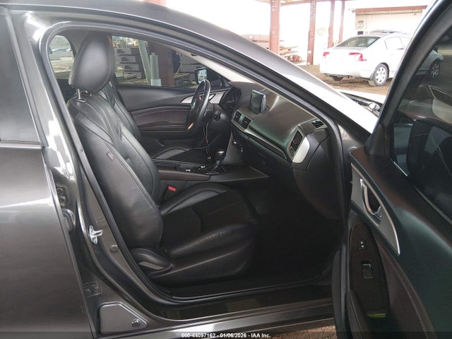 3MZBN1L35JM274361 Mazda Mazda3 Touring