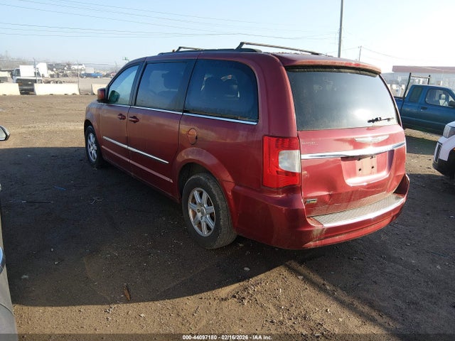2013 CHRYSLER TOWN & COUNTRY 2C4RC1BGXDR585146 Photo 2