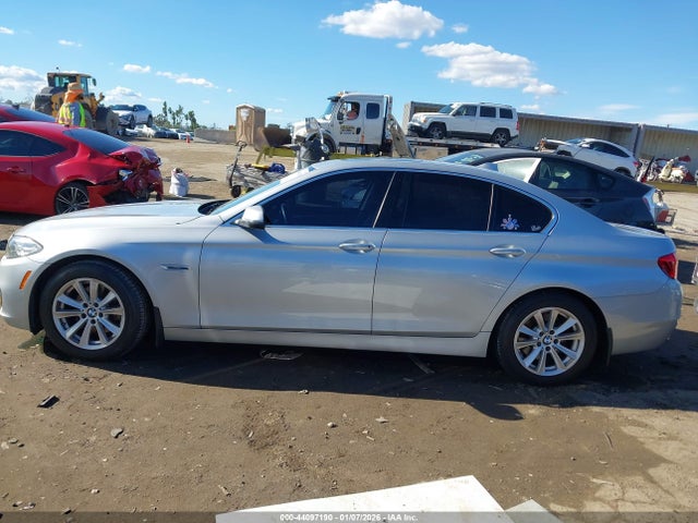 WBA5A5C5XGG347910 BMW 528I