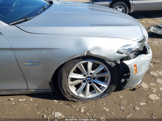WBA5A5C5XGG347910 BMW 528I