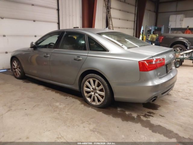 2012 AUDI A6 WAUJGAFC2CN149201 Photo 2