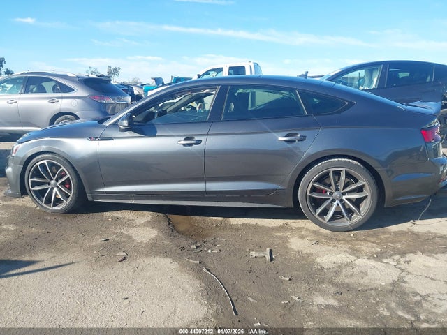 WAUB4CF51JA110064 Audi S5 3.0t Premium Plus