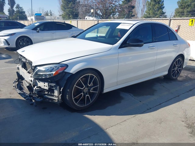 Mercedes-Benz C 300 2019 55SWF8DB7KU320700 Image 2