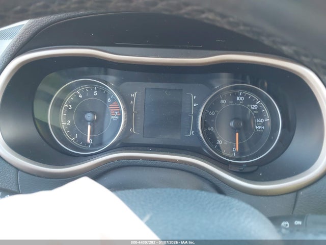 1C4PJLCB9GW256378 Jeep Cherokee Latitude
